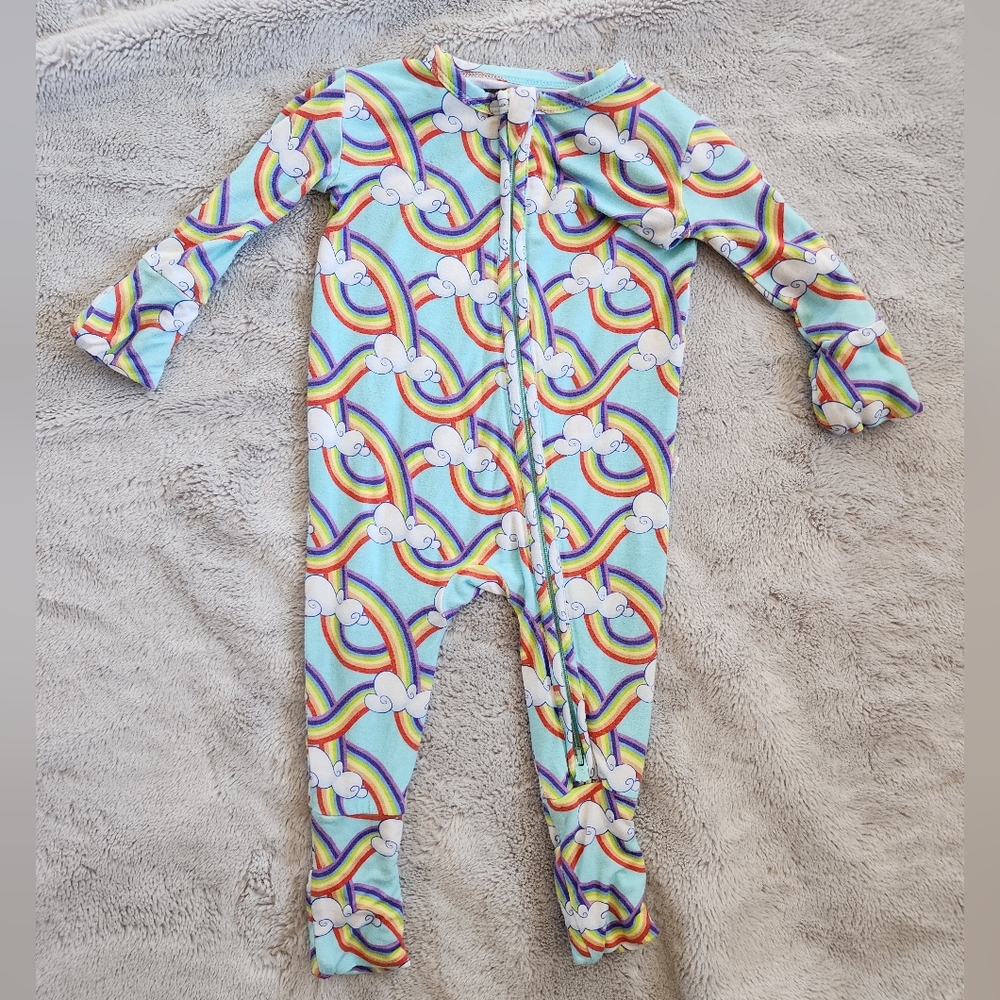 0-3mo Muse Threads Rainbow Slides Convertible footie